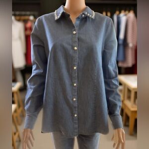 Charter Club Women's Denim Button-Down Shirt Medium